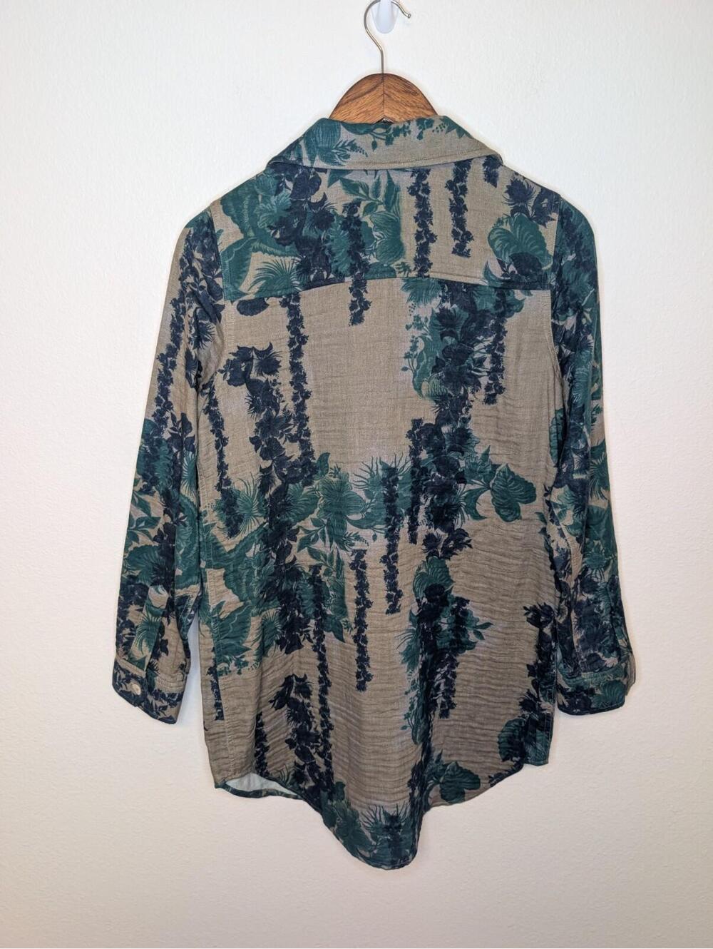 Soft Surroundings Floral Green Cotton Long Sleeve V-Neck Collar Blouse Top Sz S - Picture 4 of 9